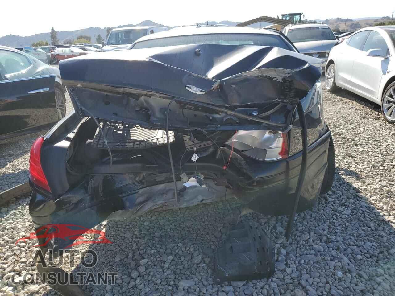 FORD CROWN VIC 2011 - 2FABP7BV2BX131916