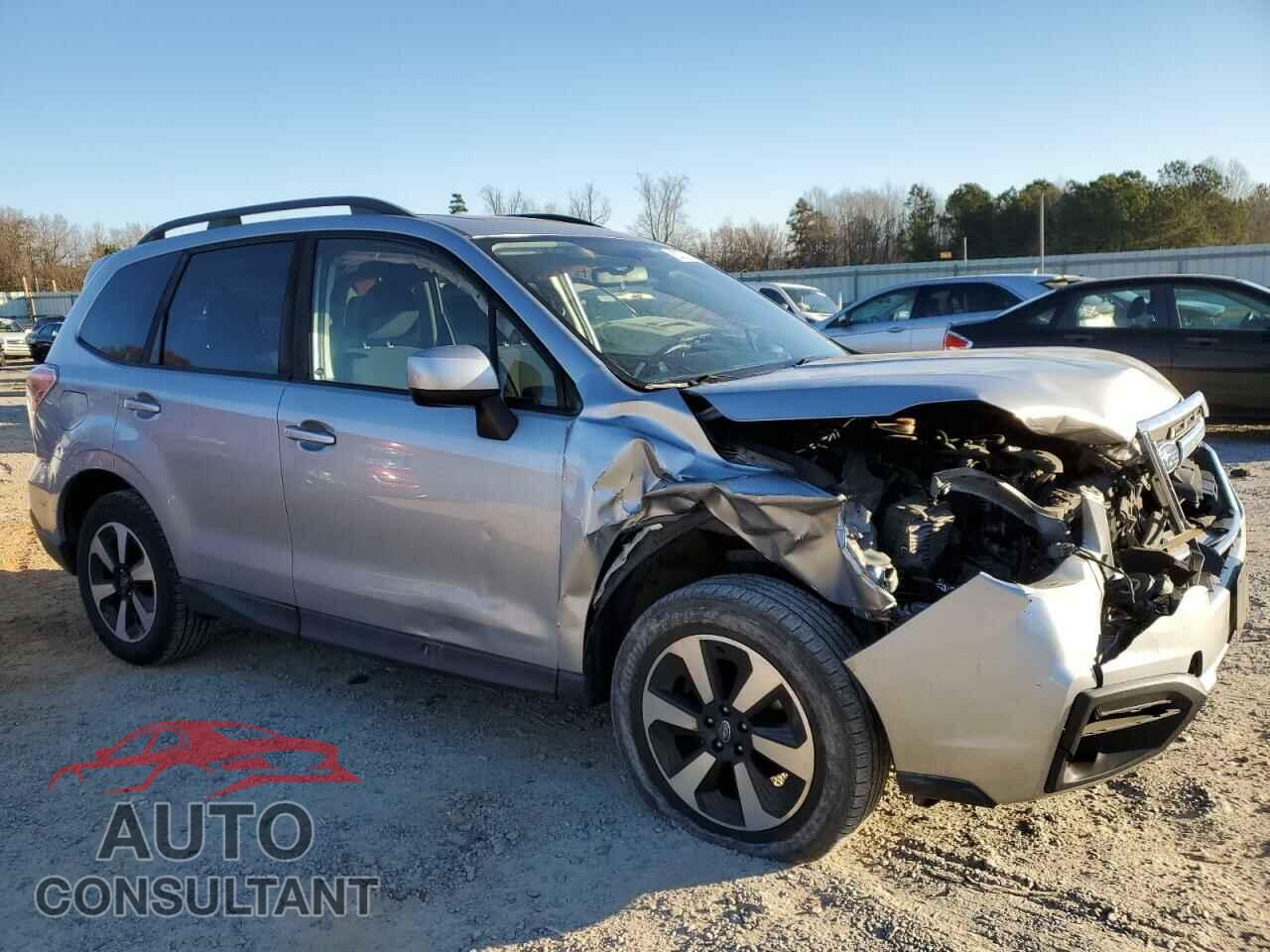 SUBARU FORESTER 2018 - JF2SJAEC0JH564170