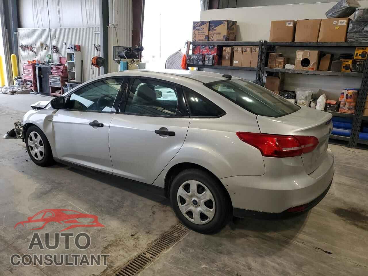 FORD FOCUS 2017 - 1FADP3E26HL256992