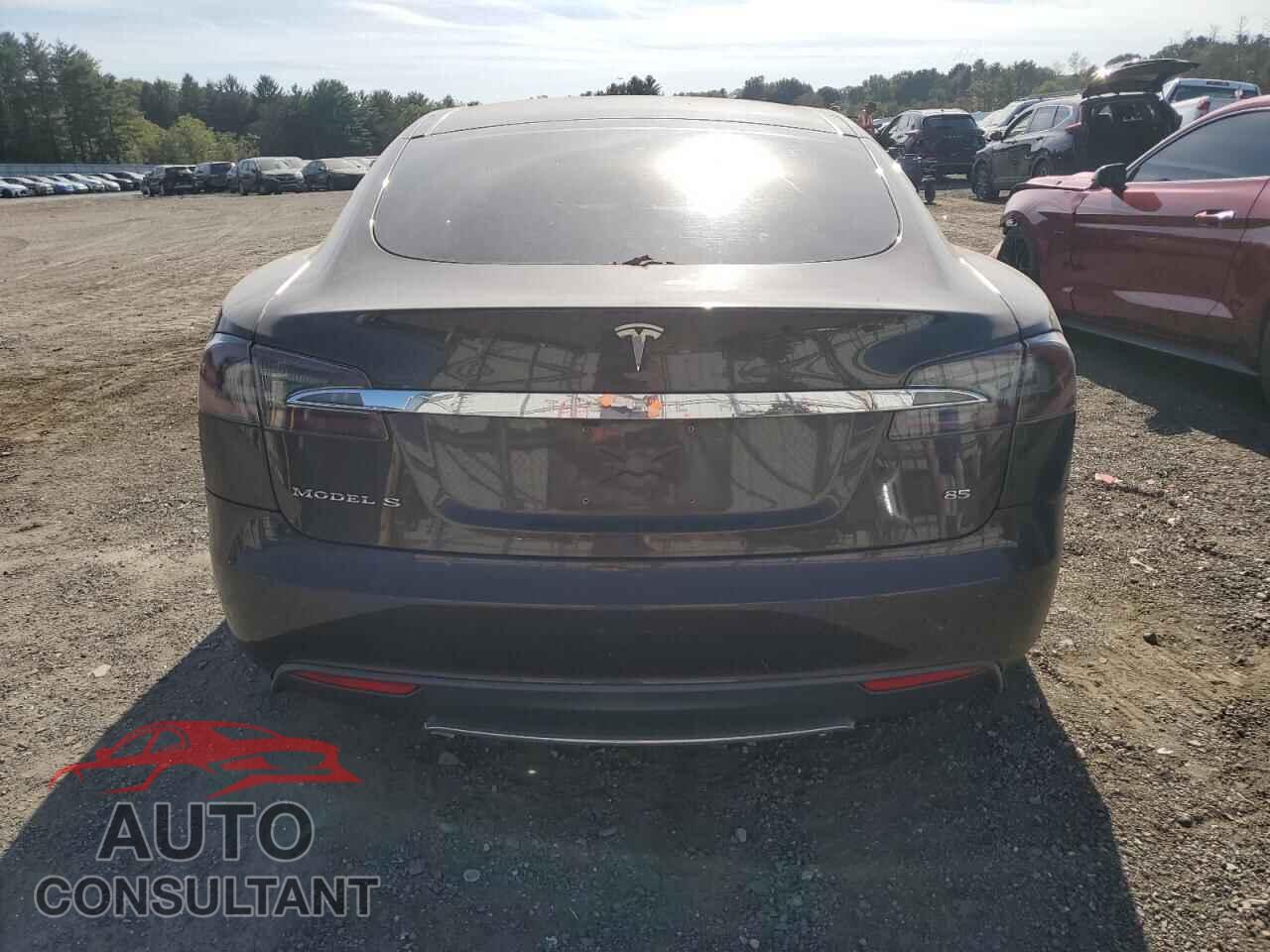 TESLA MODEL S 2013 - 5YJSA1DNXDFP11472