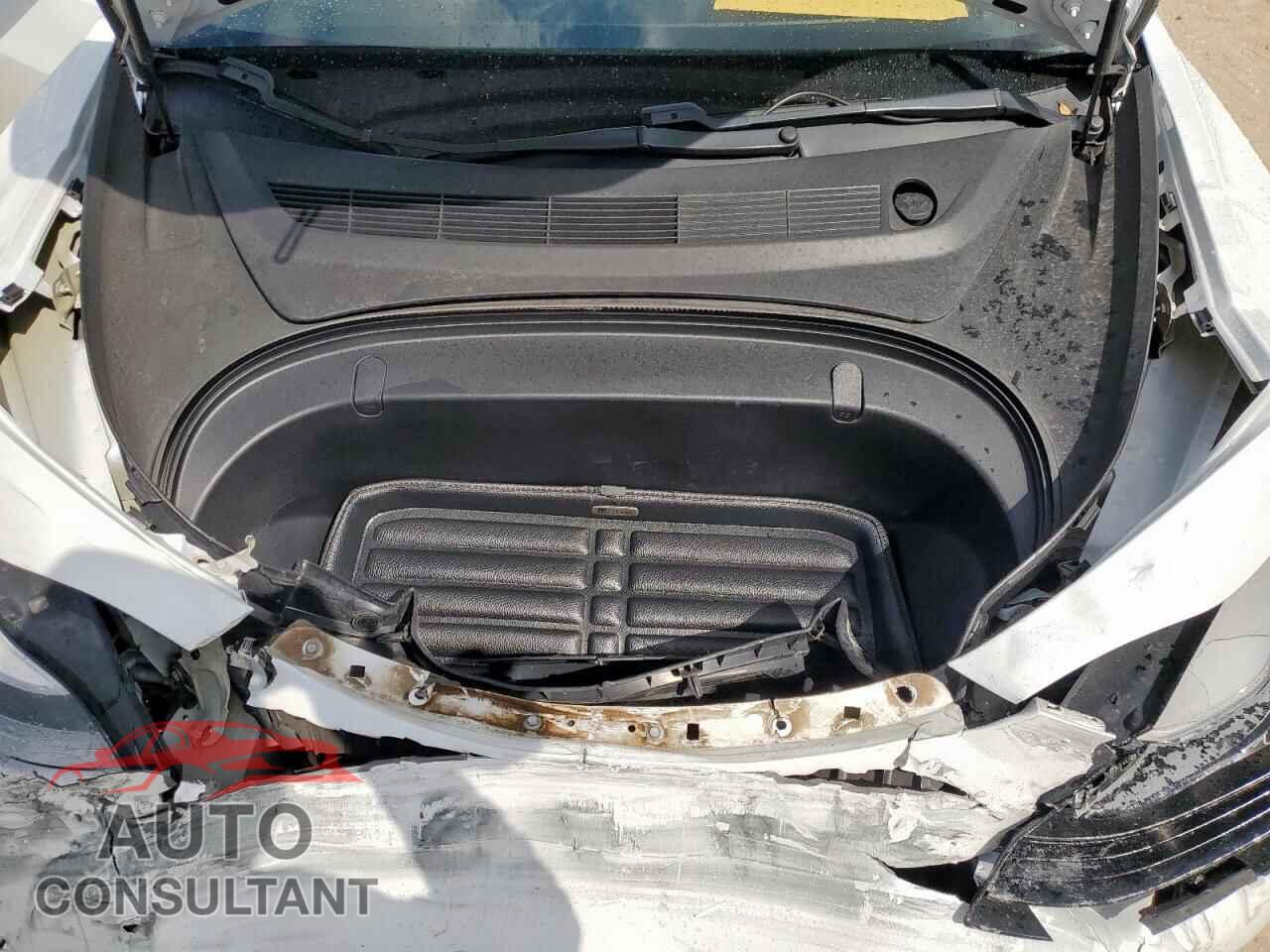TESLA MODEL 3 2018 - 5YJ3E1EB3JF146796