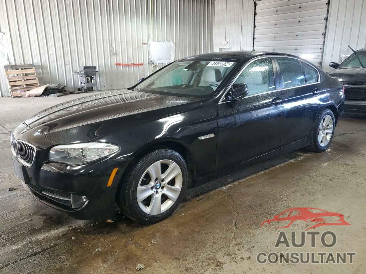 BMW 5 SERIES 2011 - WBAFR1C53BDJ97610