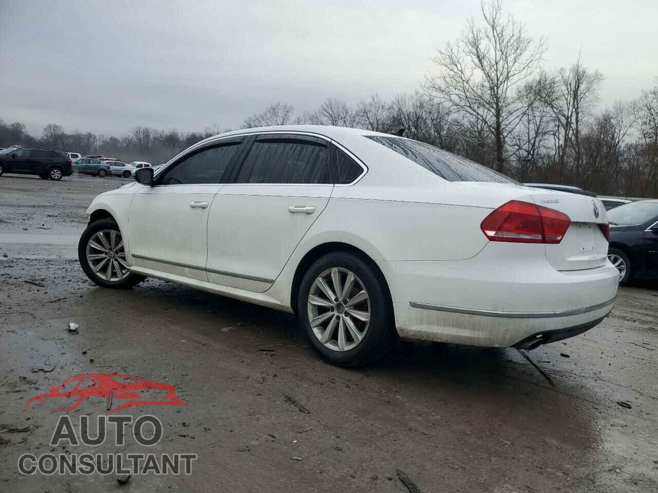 VOLKSWAGEN PASSAT 2012 - 1VWCP7A37CC068273