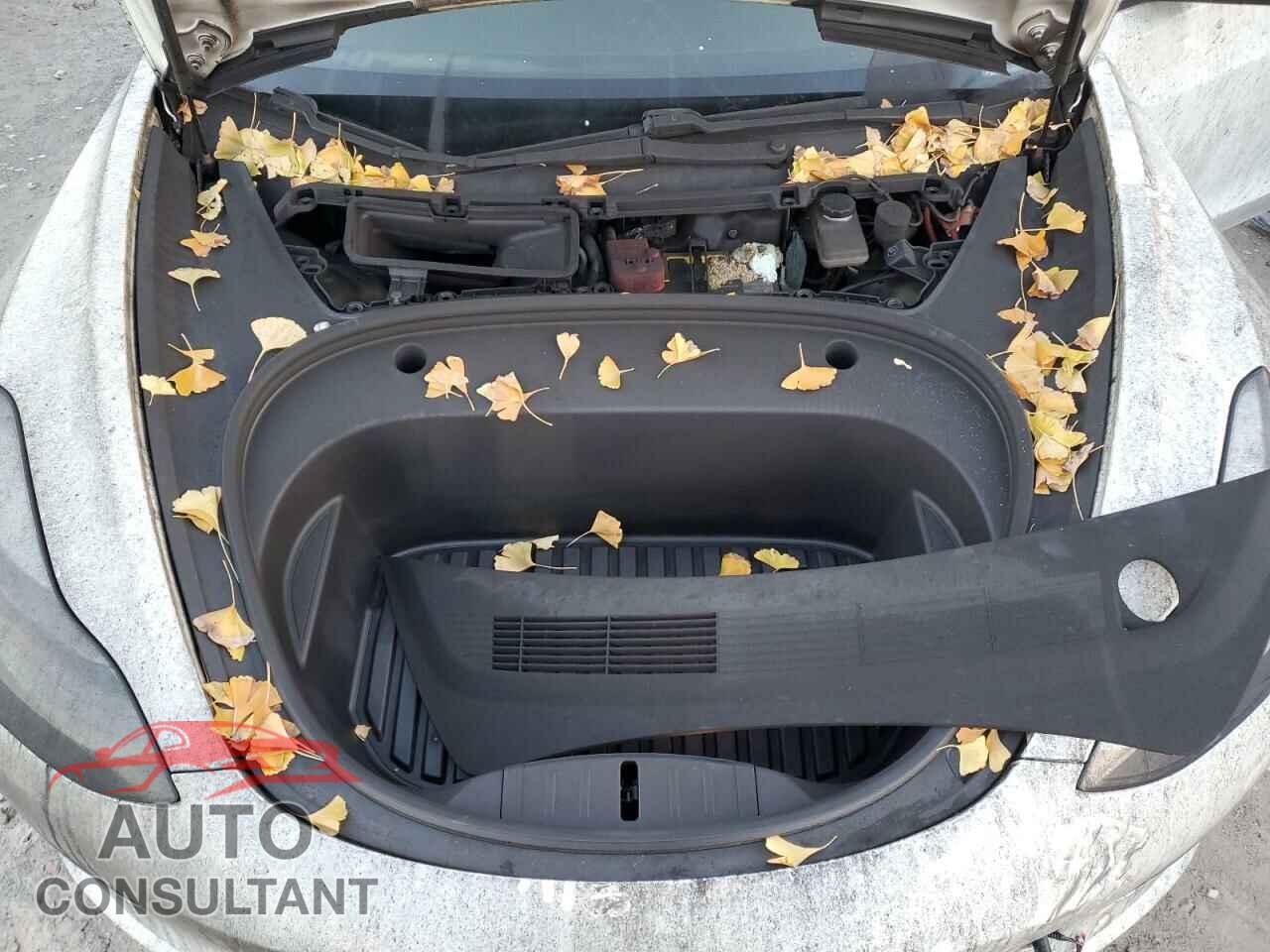 TESLA MODEL 3 2021 - 5YJ3E1EB2MF046855