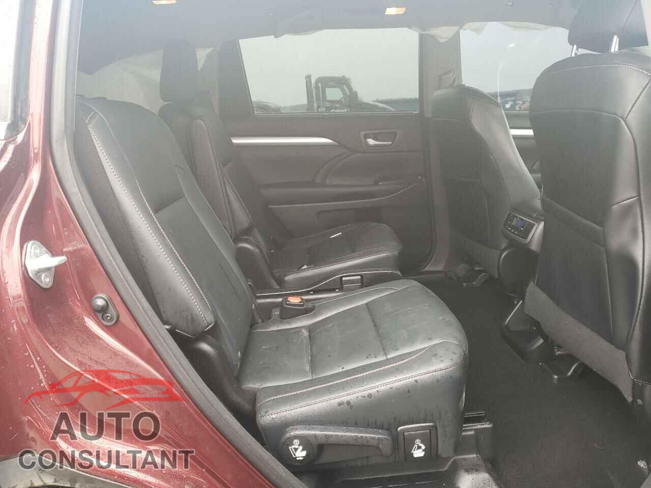 TOYOTA HIGHLANDER 2015 - 5TDKKRFH3FS082333