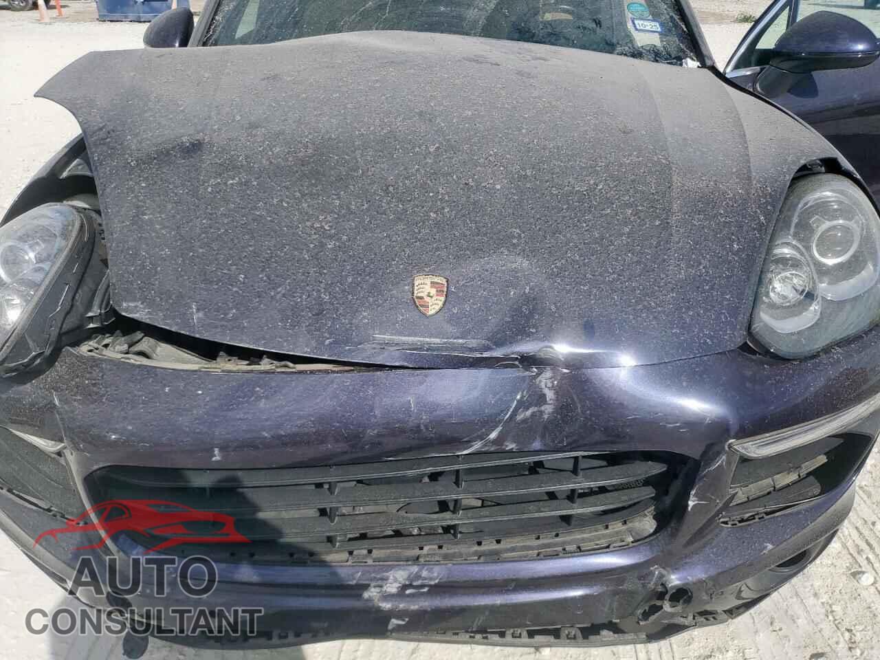 PORSCHE CAYENNE 2018 - WP1AA2A25JKA01159