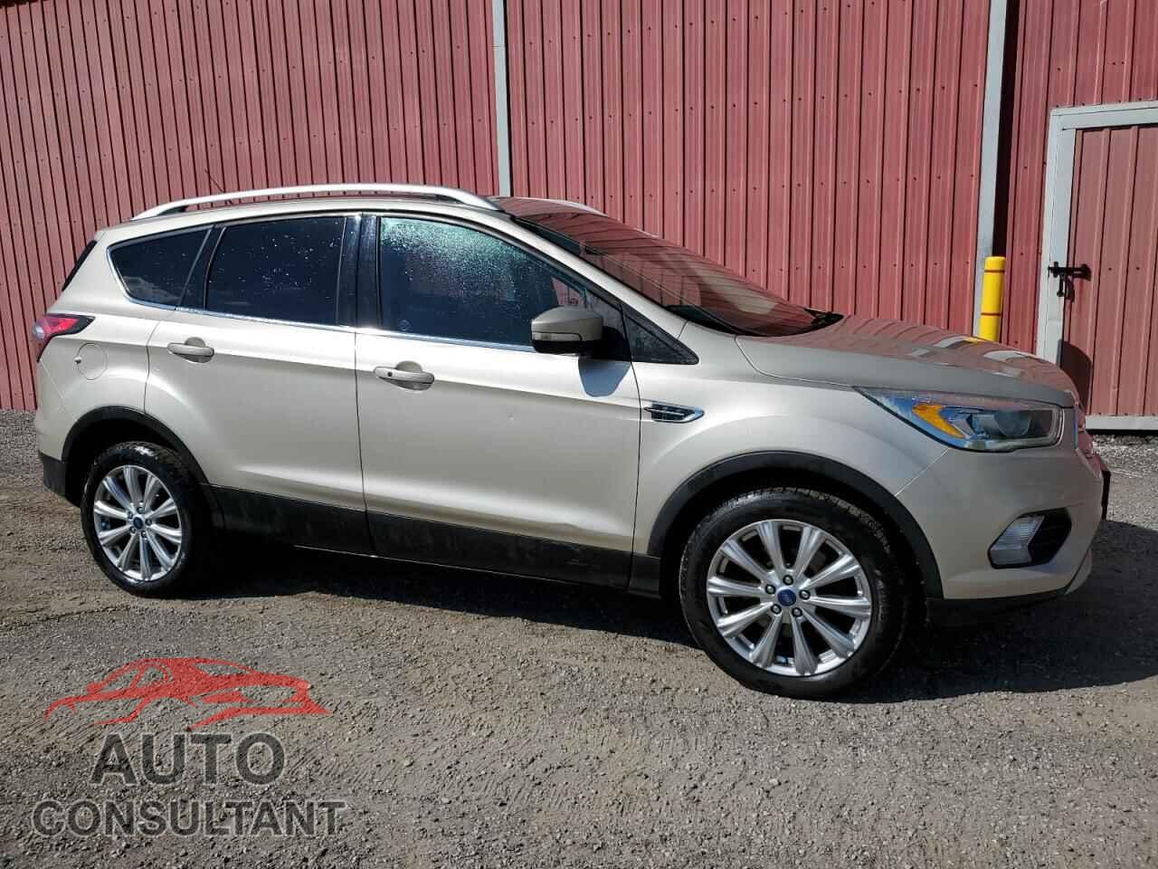 FORD ESCAPE 2017 - 1FMCU9J91HUB18657