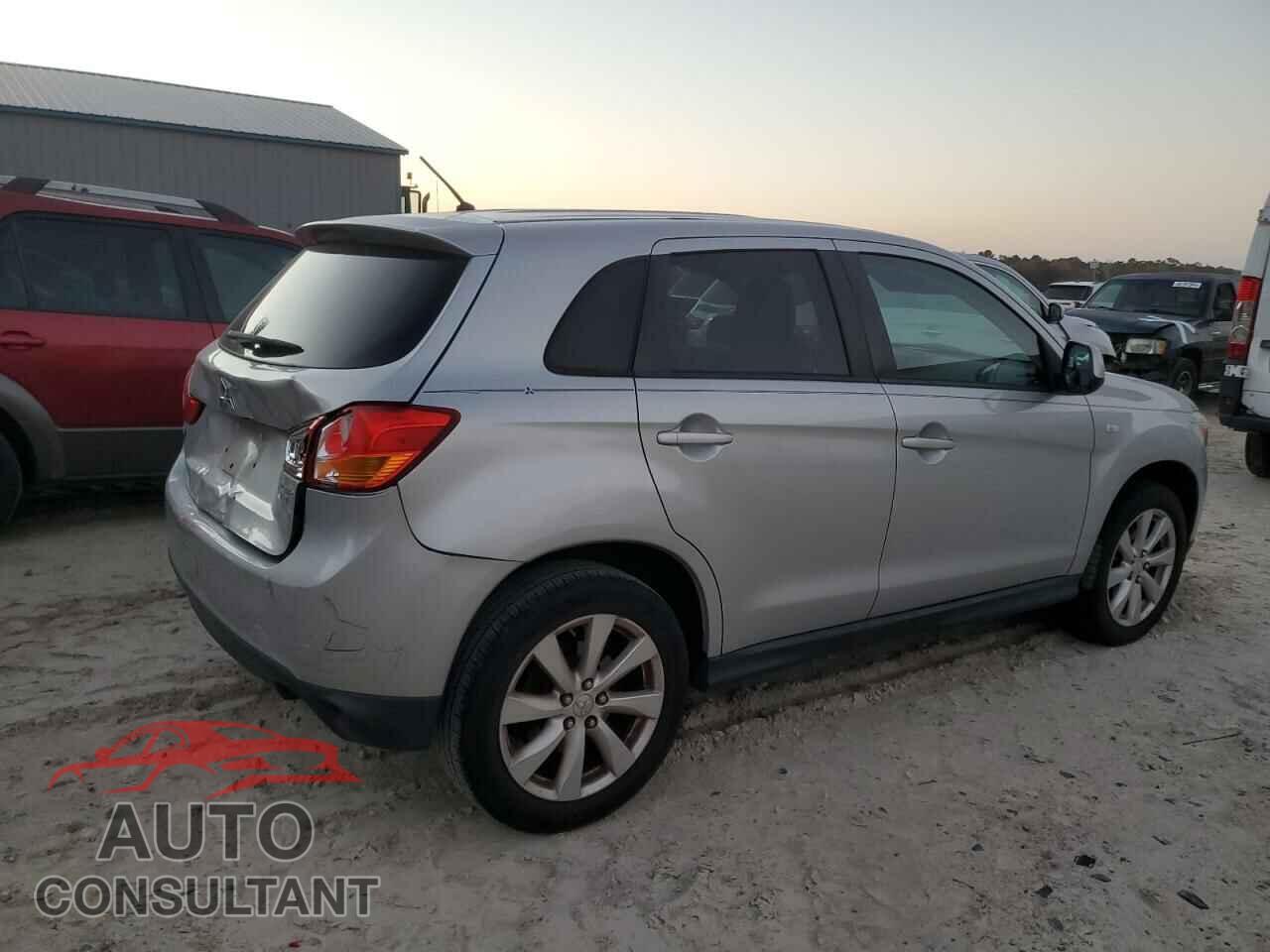 MITSUBISHI OUTLANDER 2013 - 4A4AP3AU3DE015242