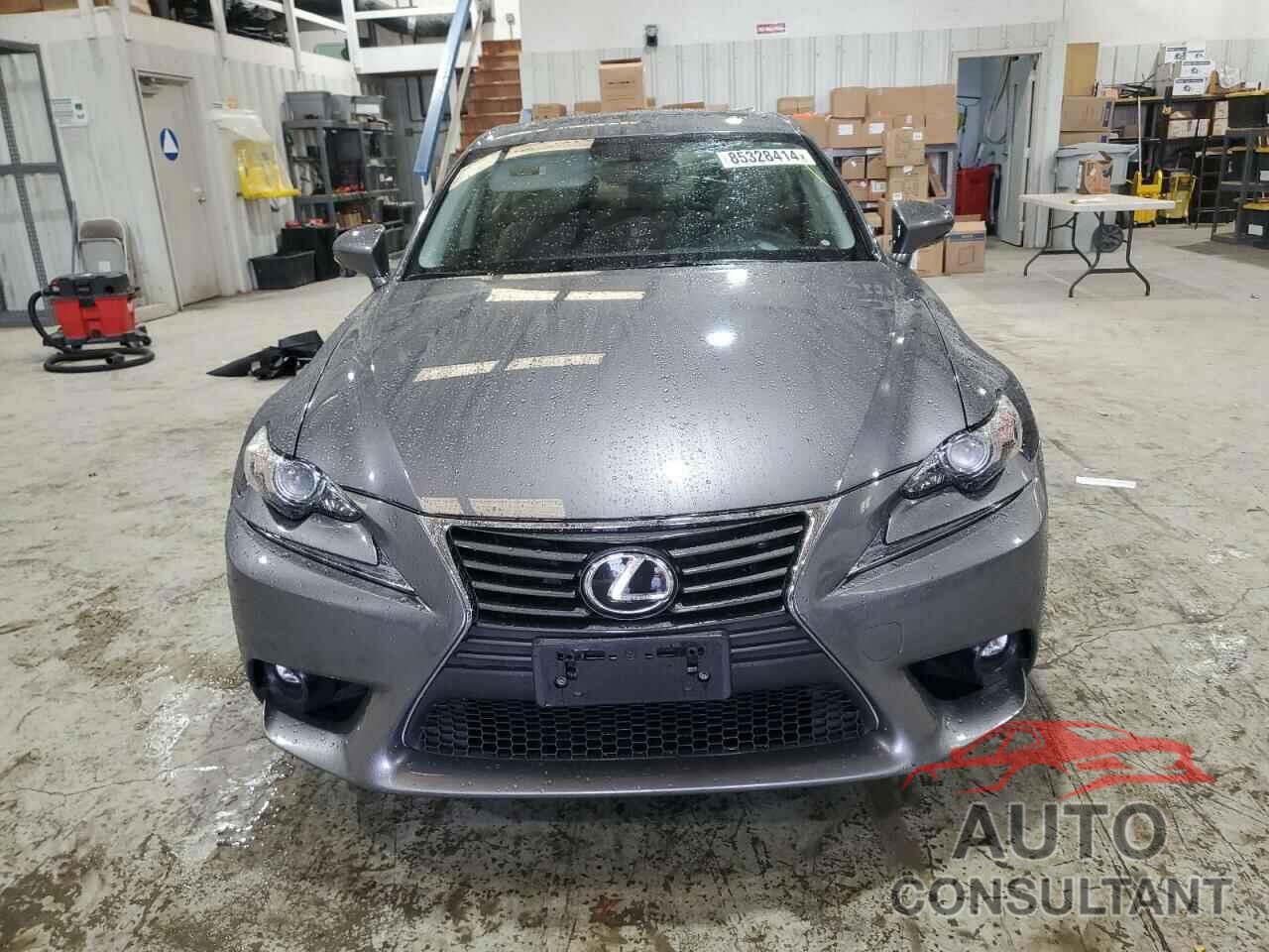 LEXUS IS 2016 - JTHBA1D20G5027086