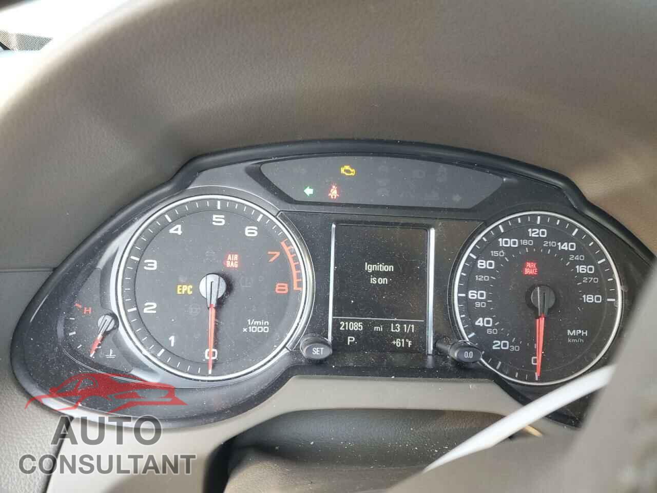 AUDI Q5 2011 - WA1DKAFP7BA002244