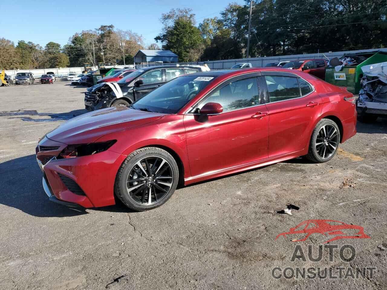 TOYOTA CAMRY 2018 - 4T1B61HK8JU596354