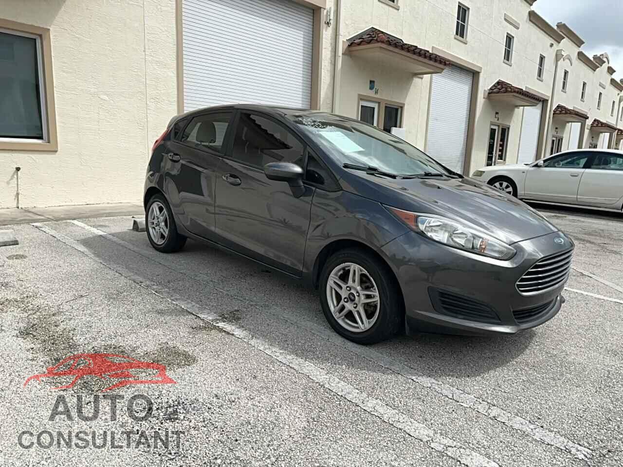 FORD FIESTA 2017 - 3FADP4EJ2HM134593