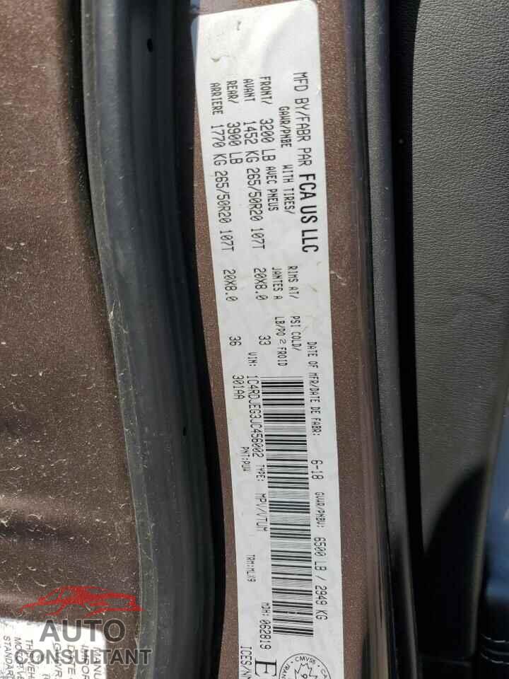 DODGE DURANGO 2018 - 1C4RDJEG3JC456002