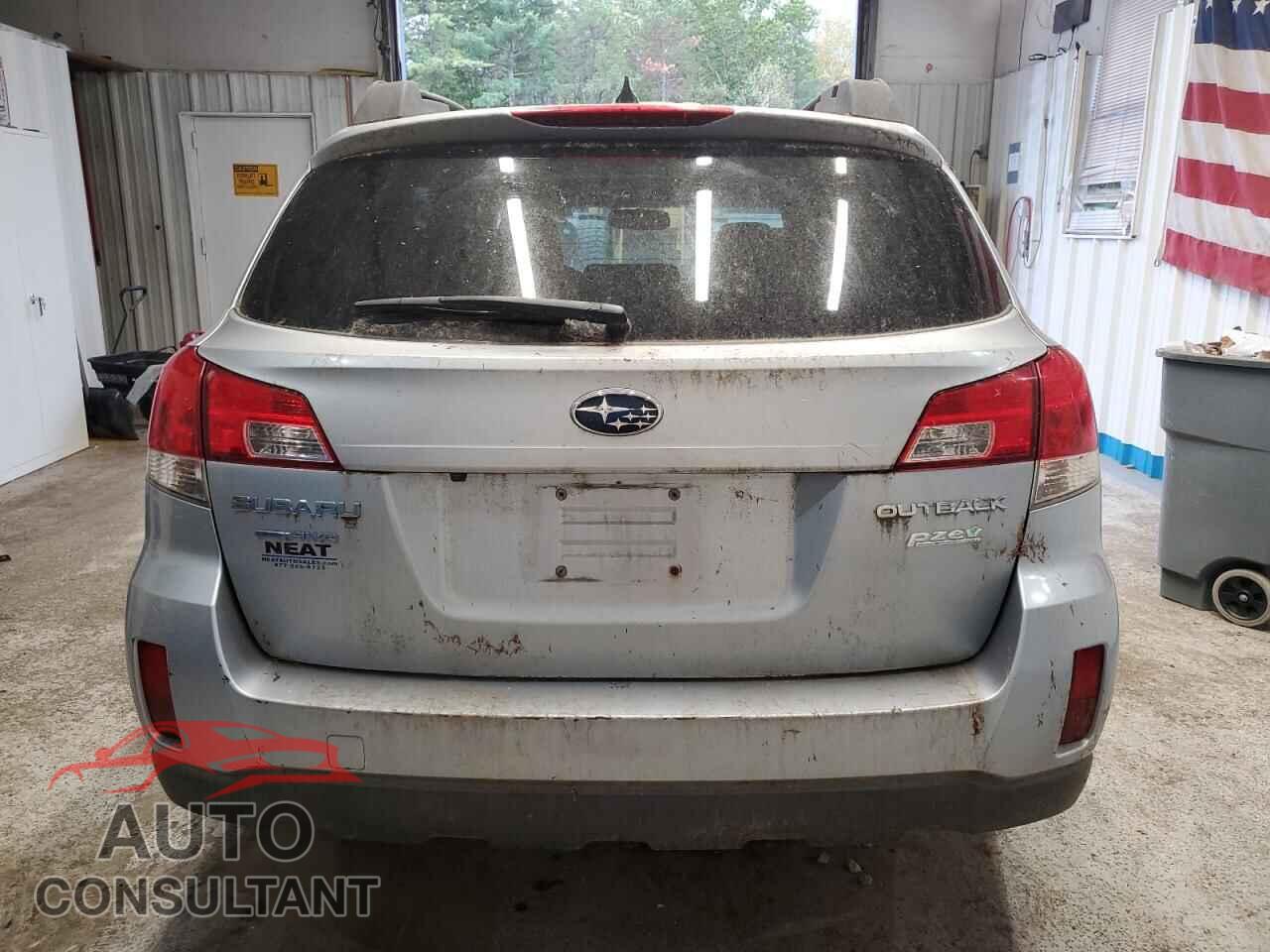 SUBARU OUTBACK 2014 - 4S4BRBLC8E3226983
