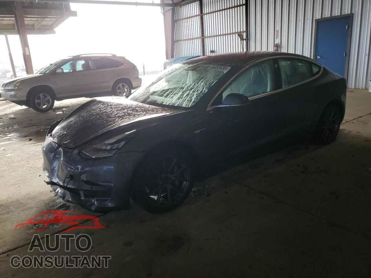 TESLA MODEL 3 2018 - 5YJ3E1EA2JF052111