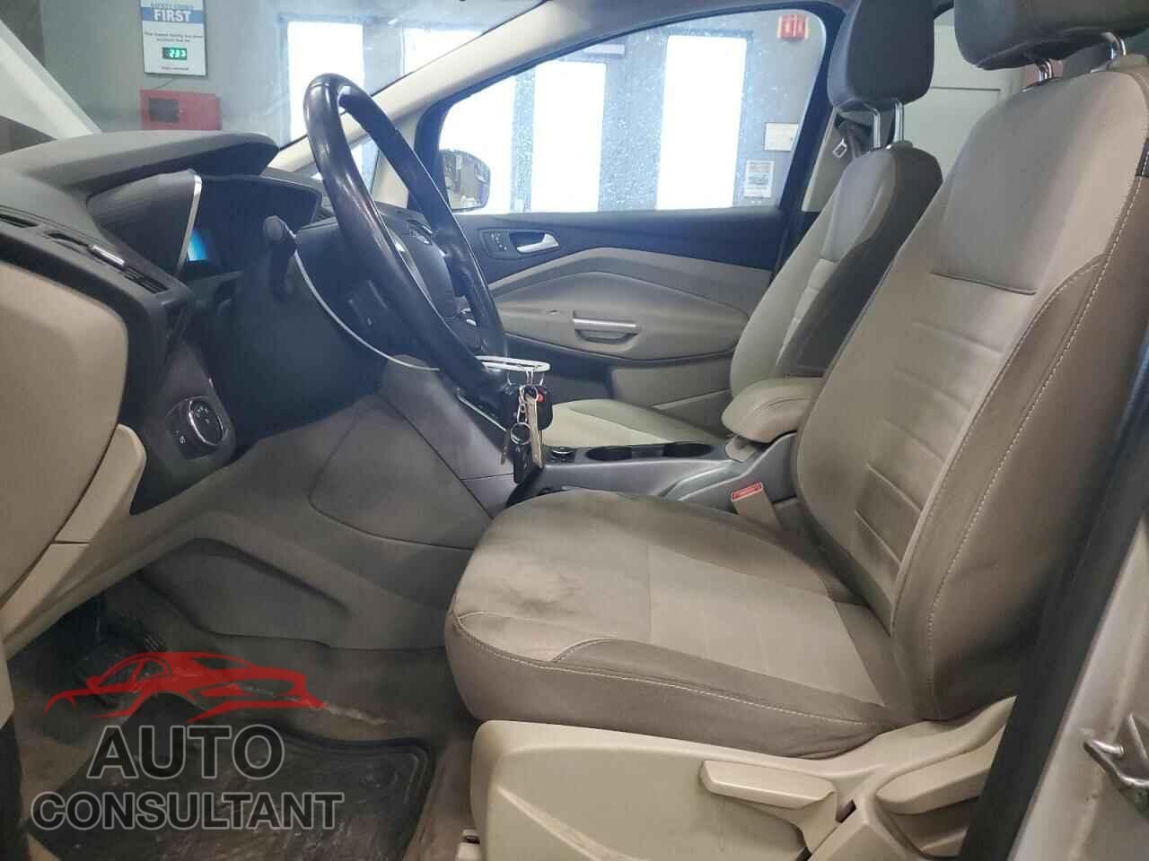 FORD CMAX 2014 - 1FADP5AU1EL500921