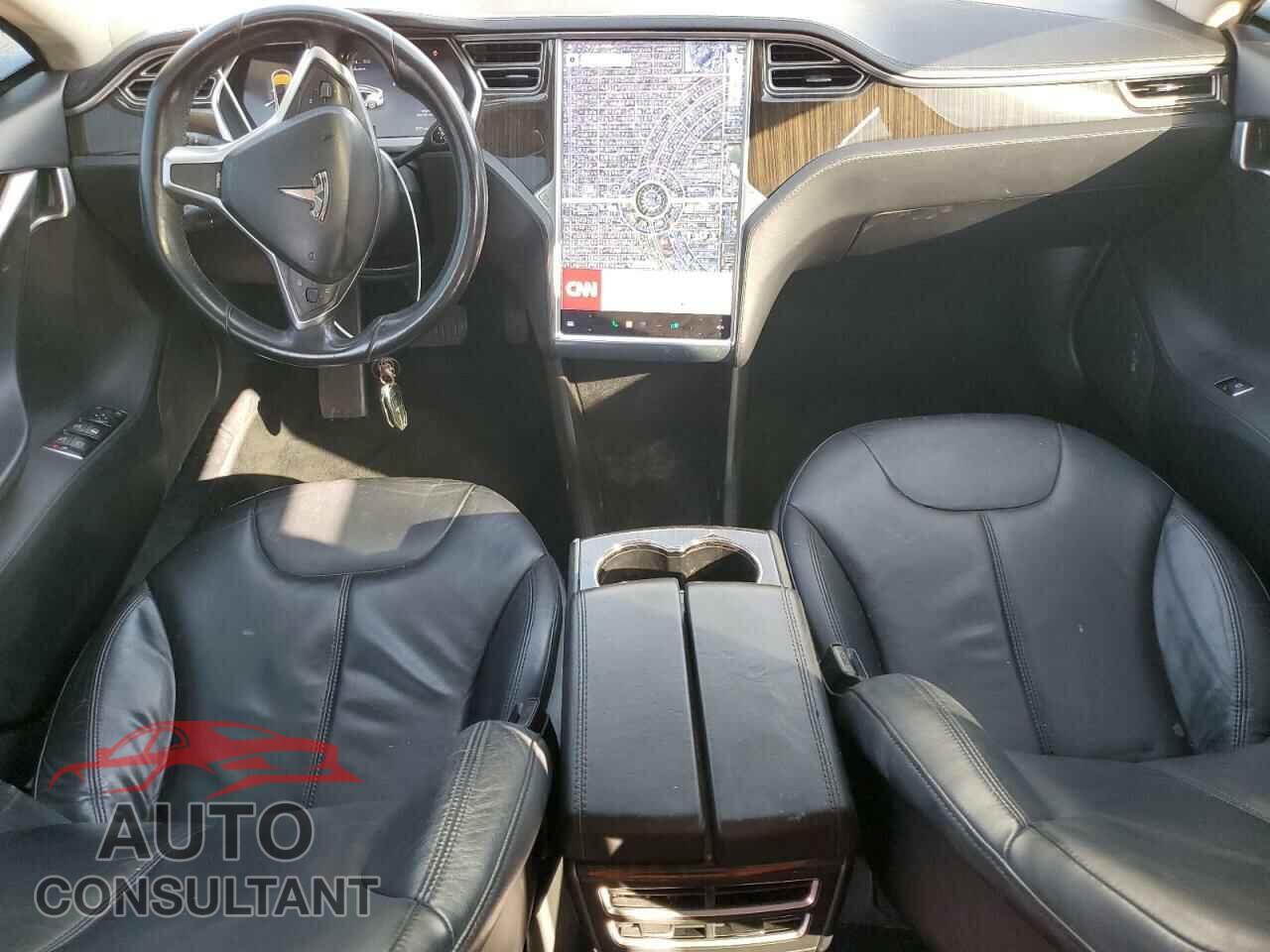 TESLA MODEL S 2013 - 5YJSA1CG6DFP13934