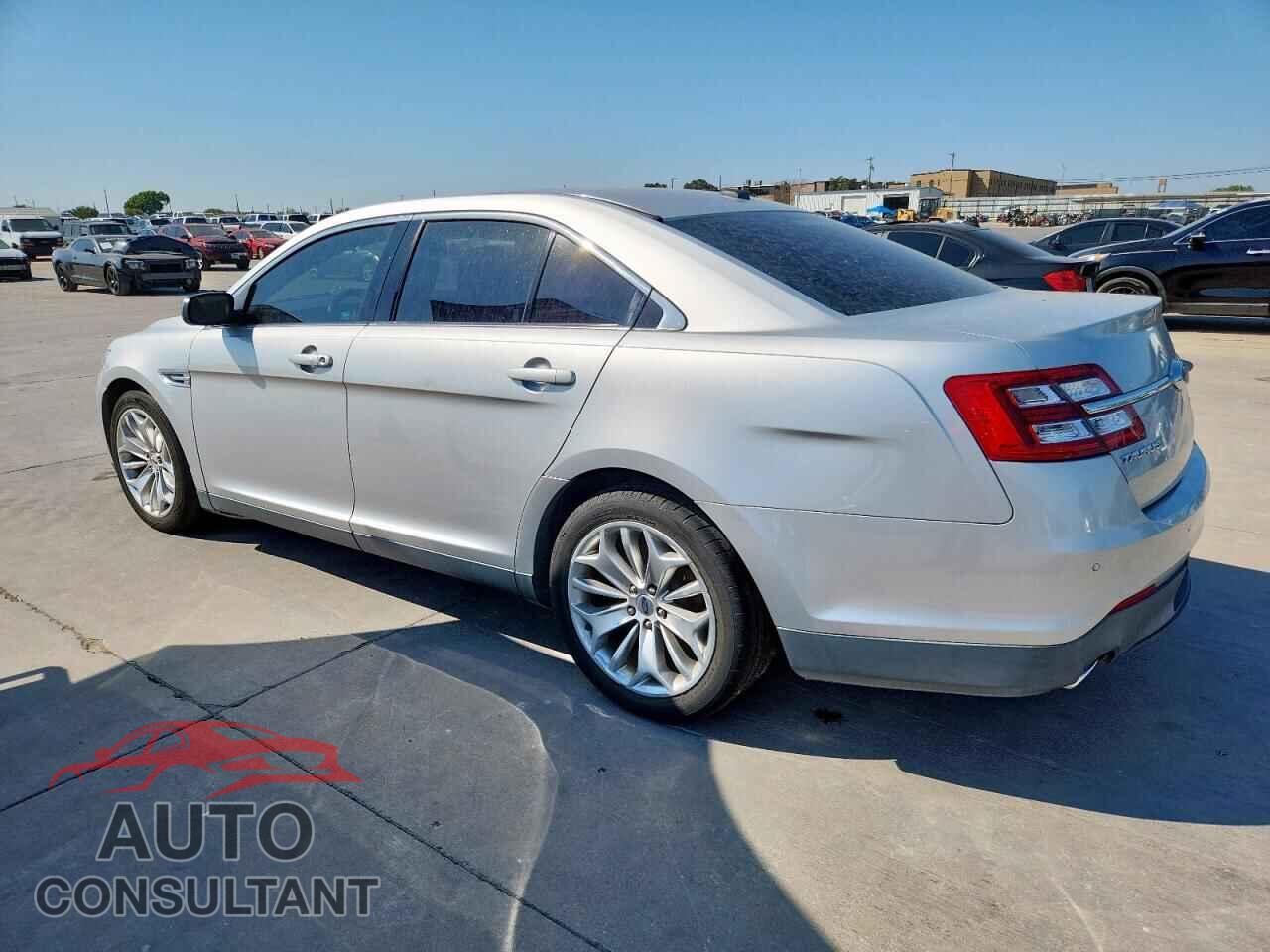 FORD TAURUS 2017 - 1FAHP2F84HG113112