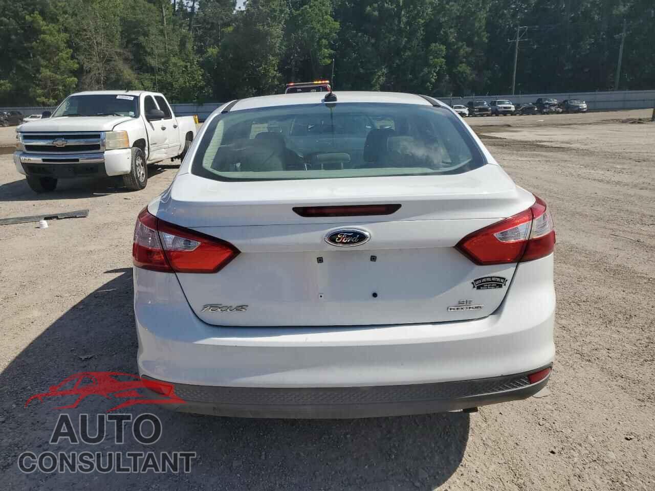 FORD FOCUS 2013 - 1FADP3F23DL331205