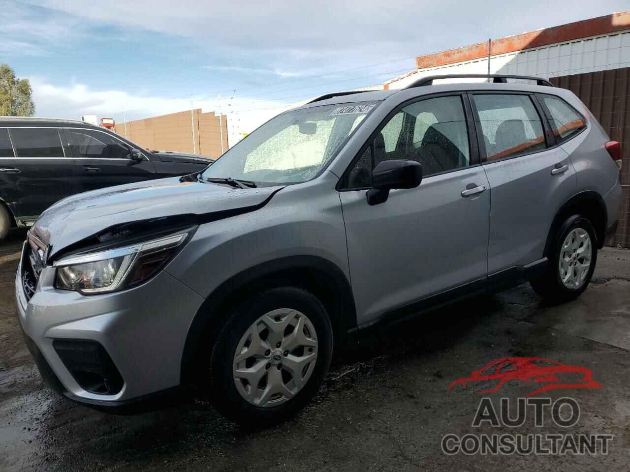 SUBARU FORESTER 2019 - JF2SKACC4KH511375