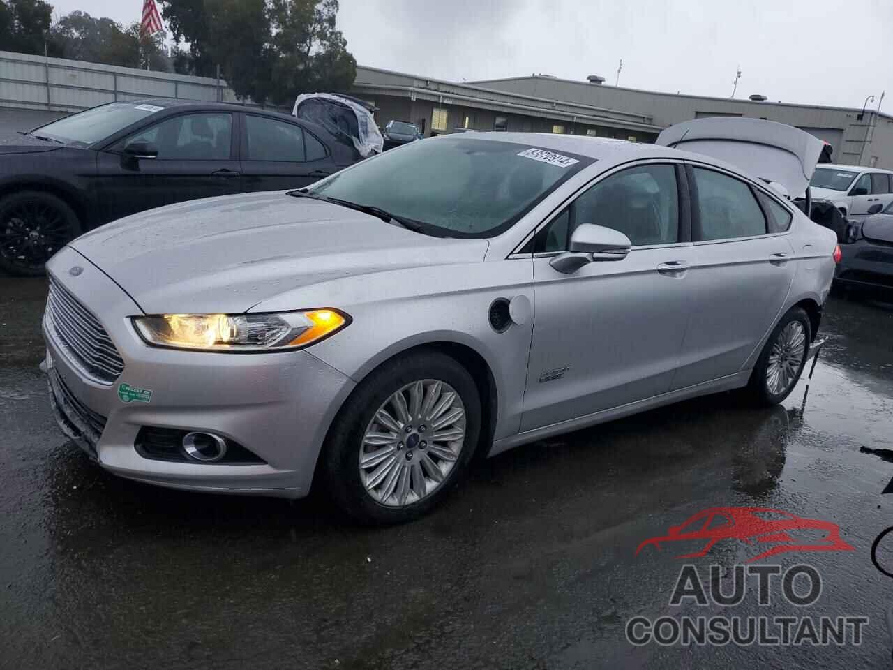 FORD FUSION 2013 - 3FA6P0SU2DR351624