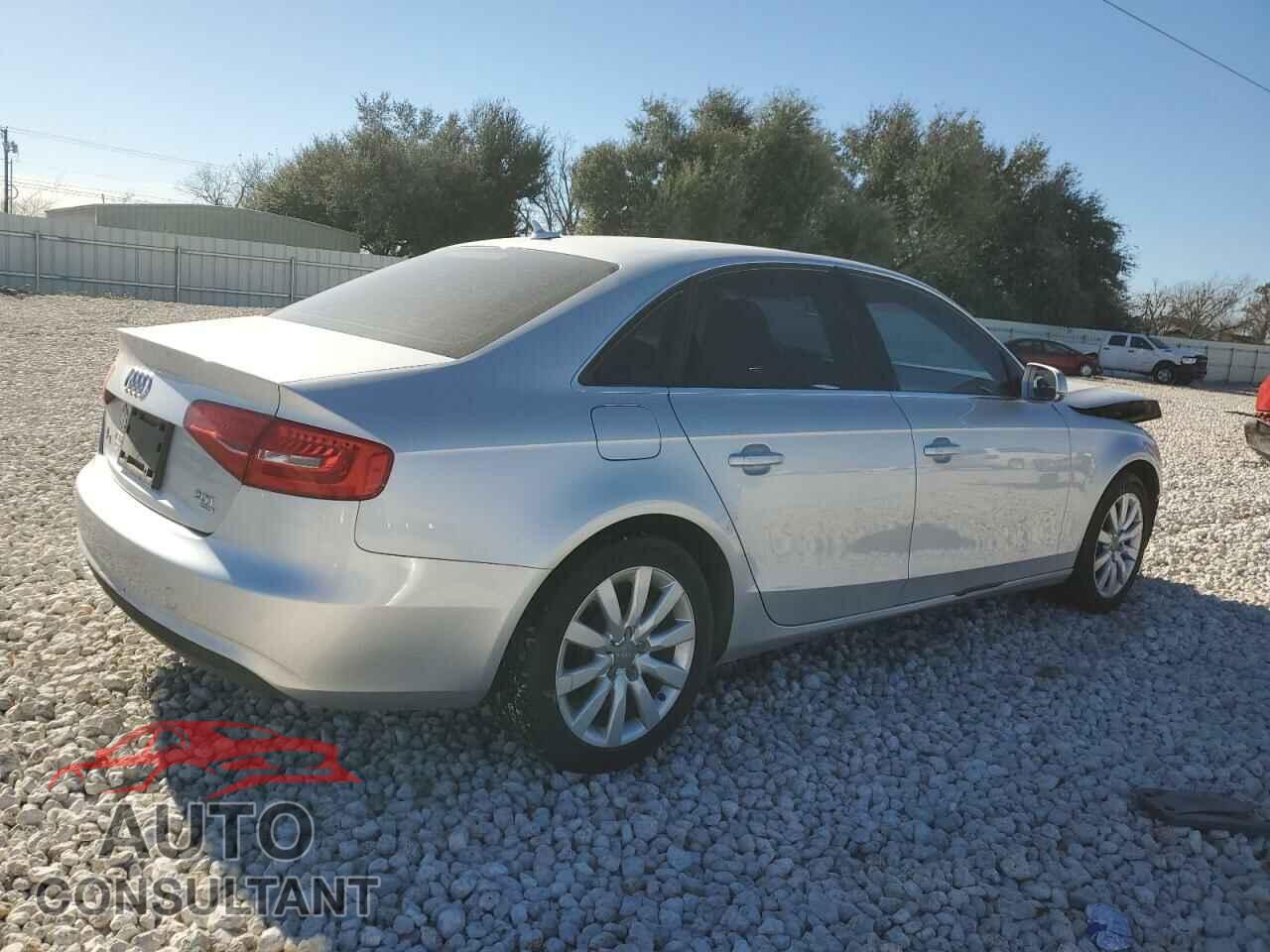 AUDI A4 2013 - WAUBFAFL7DN030021