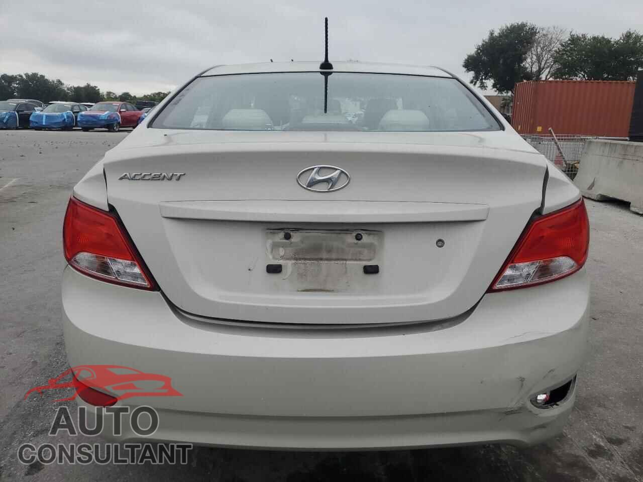 HYUNDAI ACCENT 2017 - KMHCT4AE4HU262111