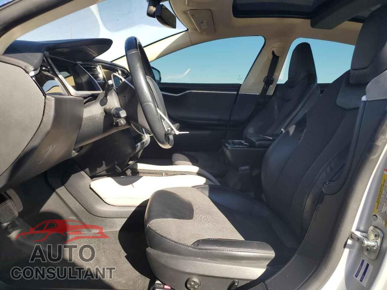 TESLA MODEL S 2013 - 5YJSA1CG2DFP09332