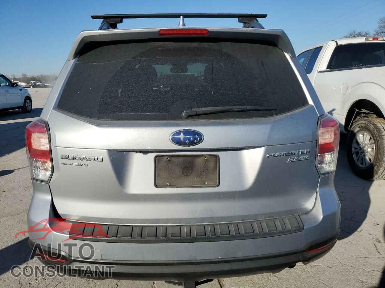 SUBARU FORESTER 2017 - JF2SJADC3HH529926