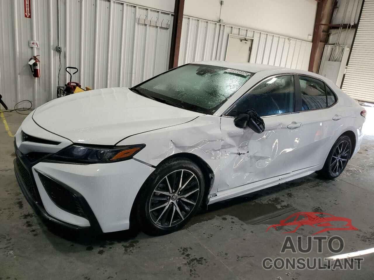 TOYOTA CAMRY 2024 - 4T1G11AK8RU911227