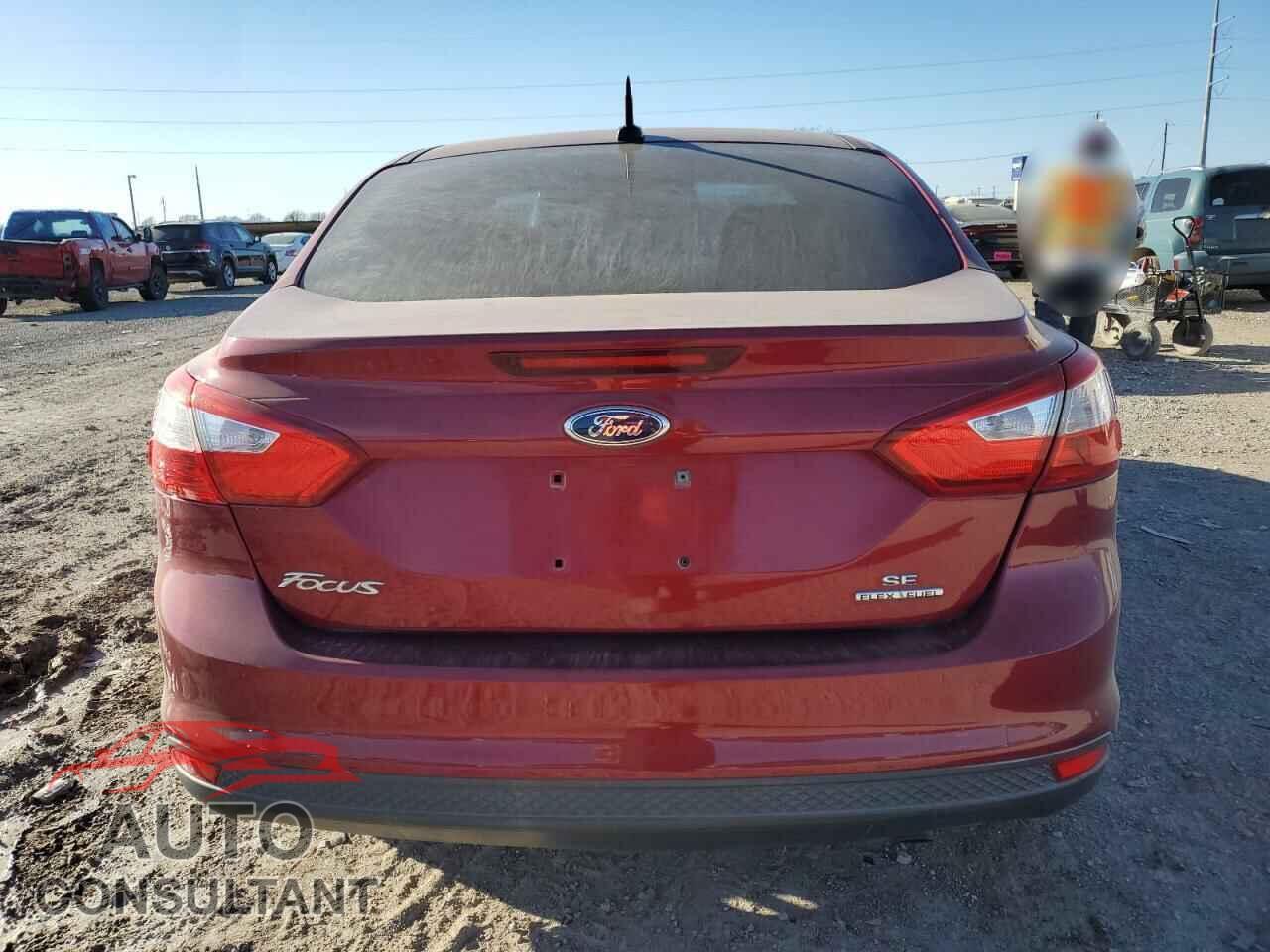 FORD FOCUS 2014 - 1FADP3F28EL229853