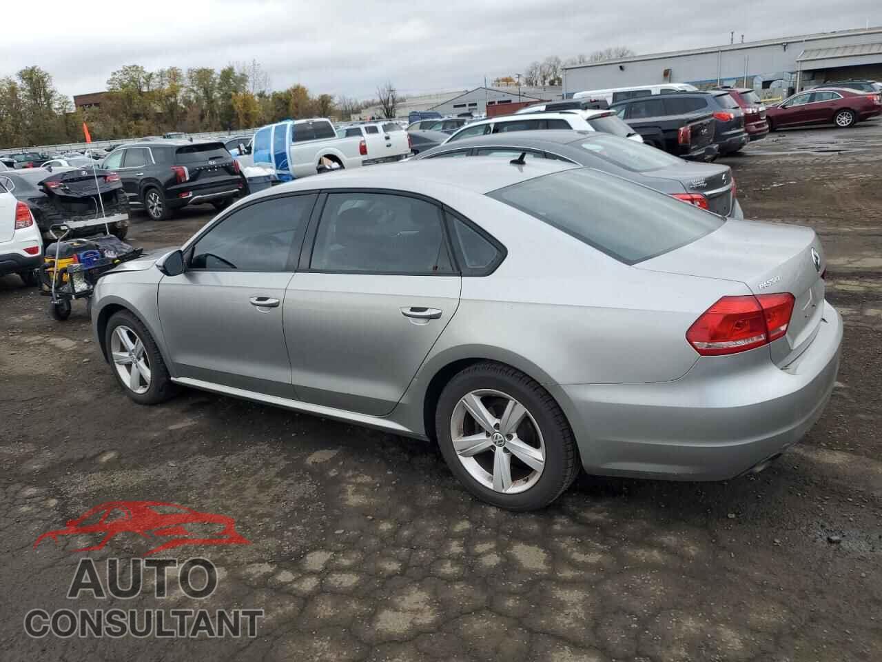 VOLKSWAGEN PASSAT 2012 - 1VWAP7A32CC006237