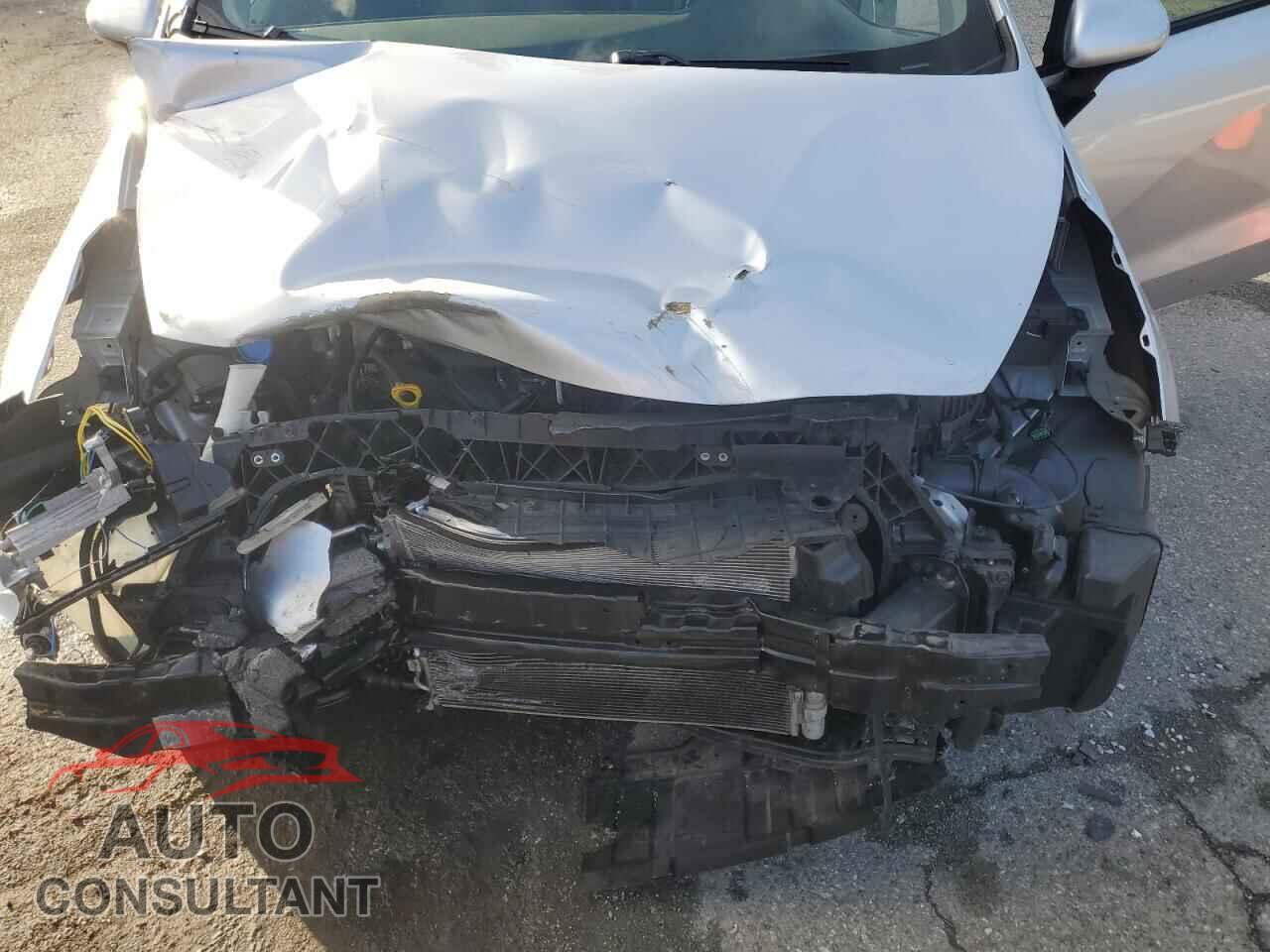 KIA RIO 2013 - KNADM5A31D6295587