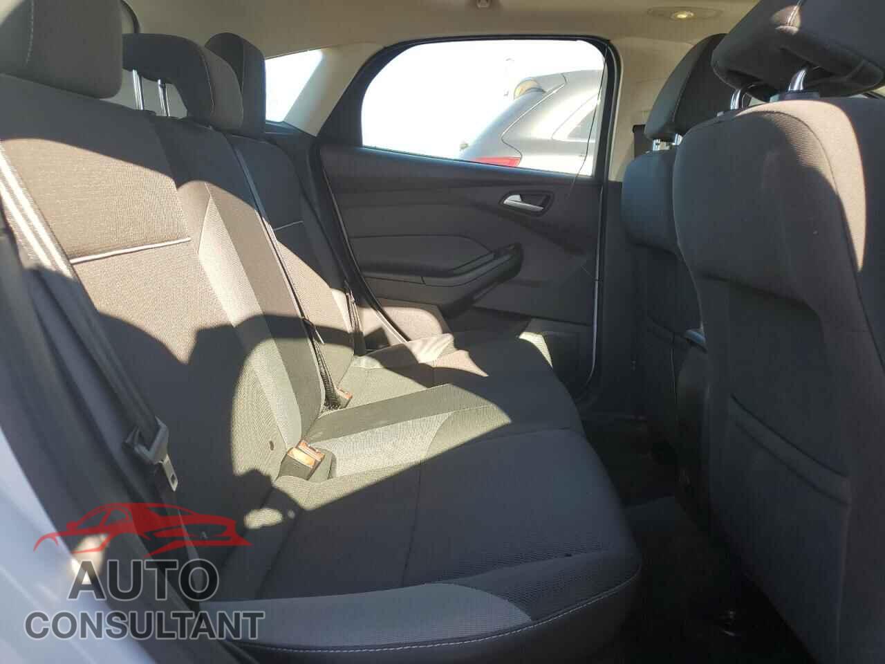 FORD FOCUS 2013 - 1FADP3K28DL382530