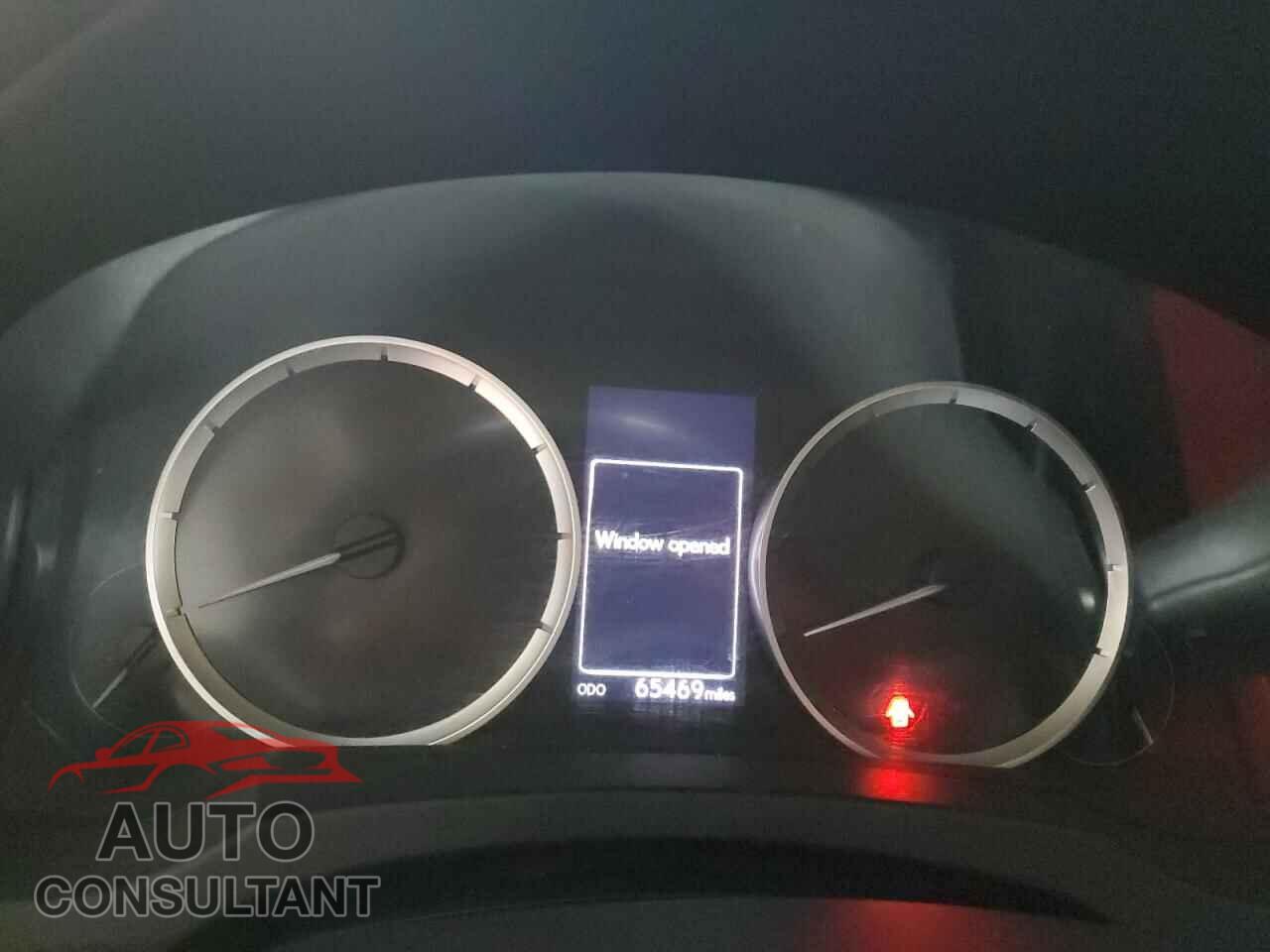 LEXUS IS 2015 - JTHCF1D2XF5022904