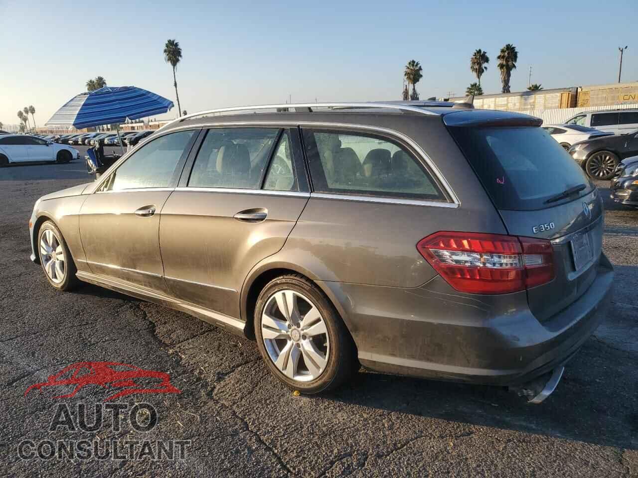 MERCEDES-BENZ E-CLASS 2013 - WDDHH8JB2DA684596