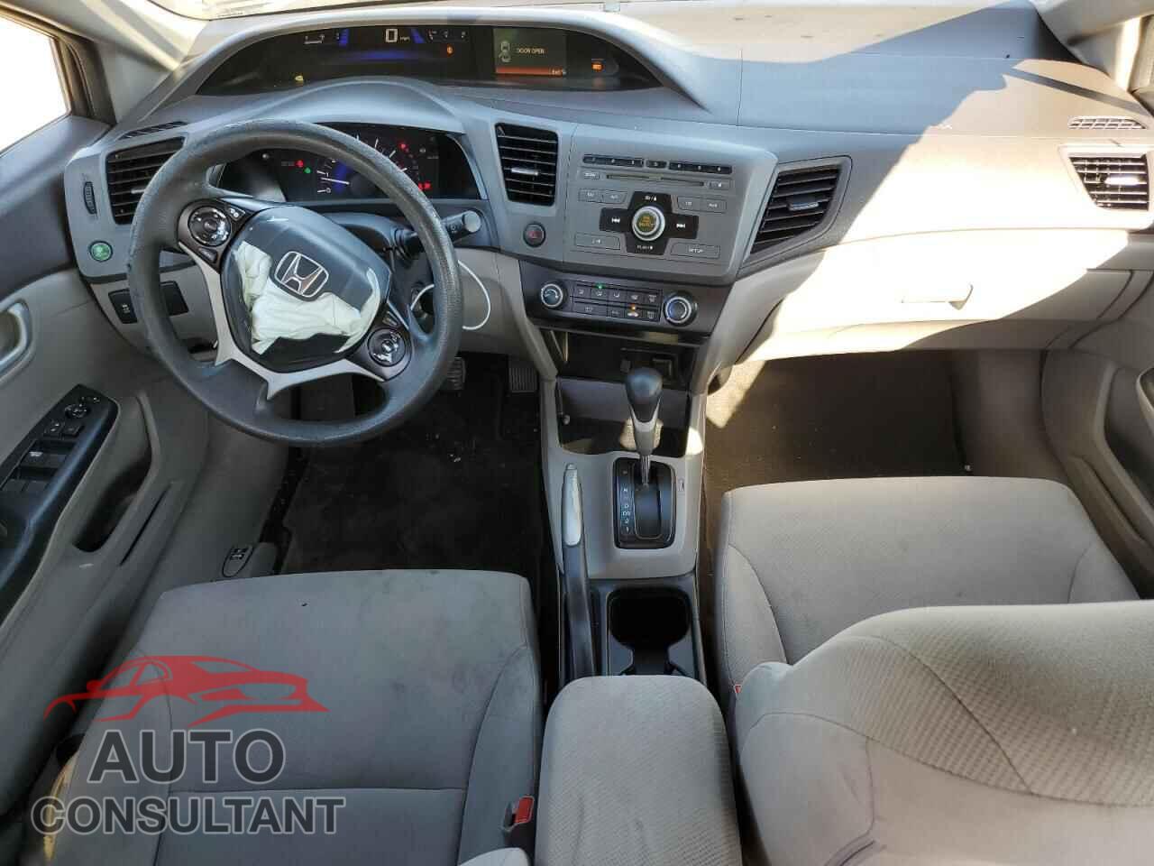 HONDA CIVIC 2012 - 2HGFB2F52CH600586