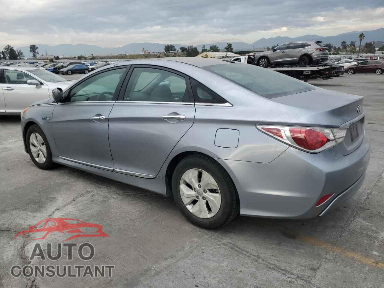 HYUNDAI SONATA 2015 - KMHEC4A46FA123399