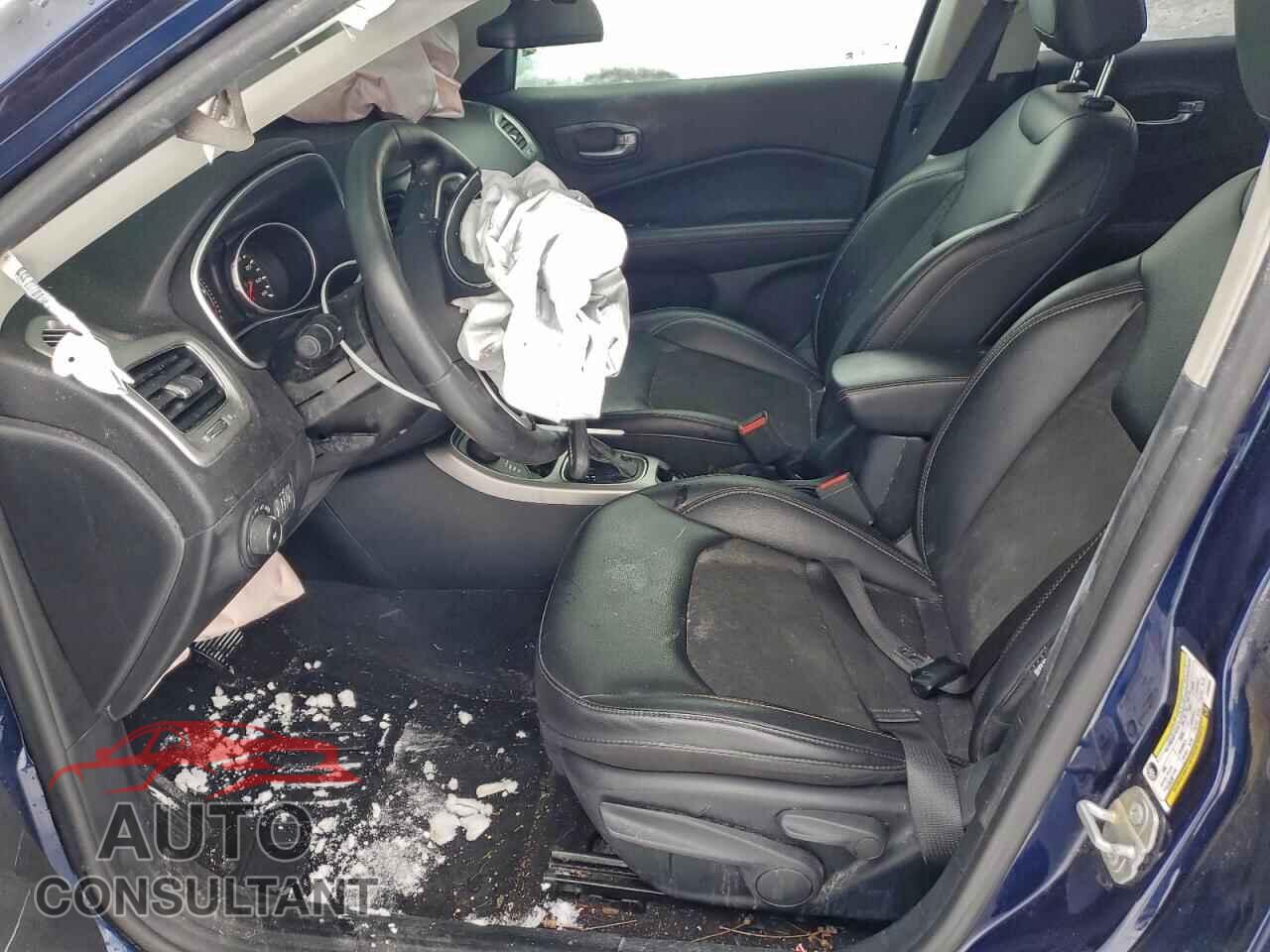 JEEP COMPASS 2018 - 3C4NJDBB7JT262000