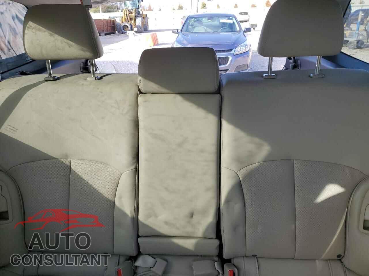 SUBARU OUTBACK 2014 - 4S4BRBLCXE3265123