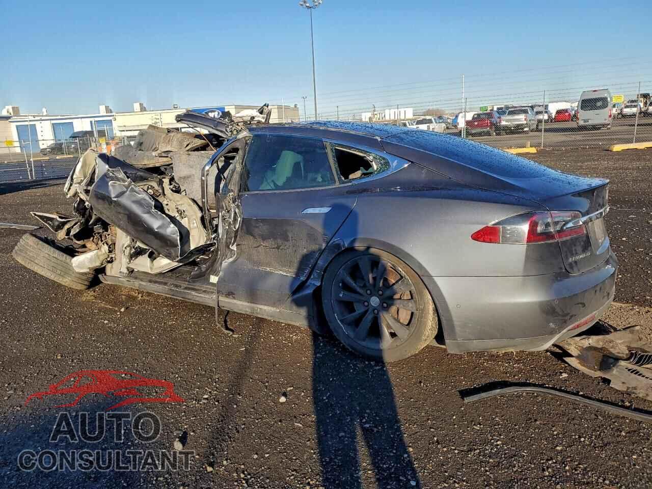 TESLA MODEL S 2016 - 5YJSA1E20GF133150