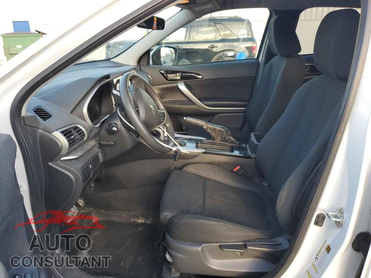 MITSUBISHI ECLIPSE 2018 - JA4AT3AA7JZ040863