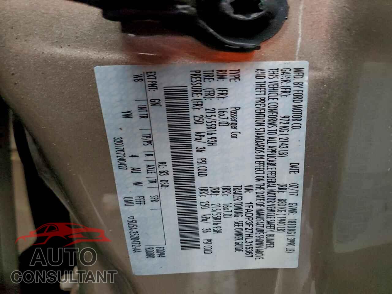 FORD FOCUS 2017 - 1FADP3F27HL315367