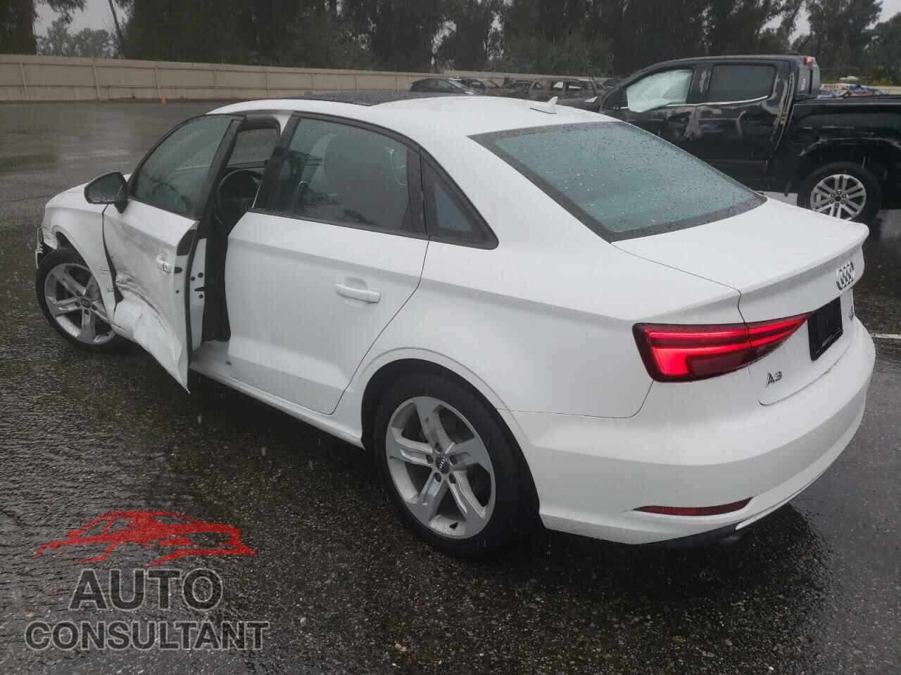 AUDI A3 2017 - WAUB8GFF2H1020520