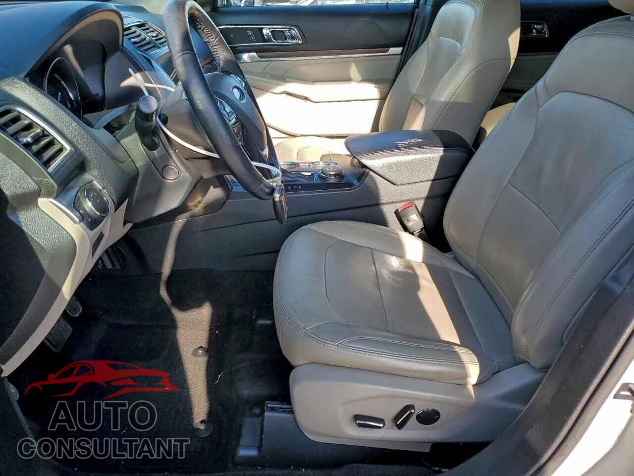 FORD EXPLORER 2018 - 1FM5K8F87JGB45794