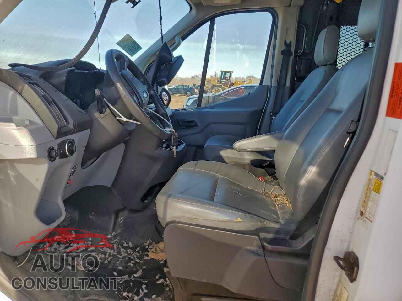 FORD TRANSIT 2017 - 1FTYR3XM6HKA05934