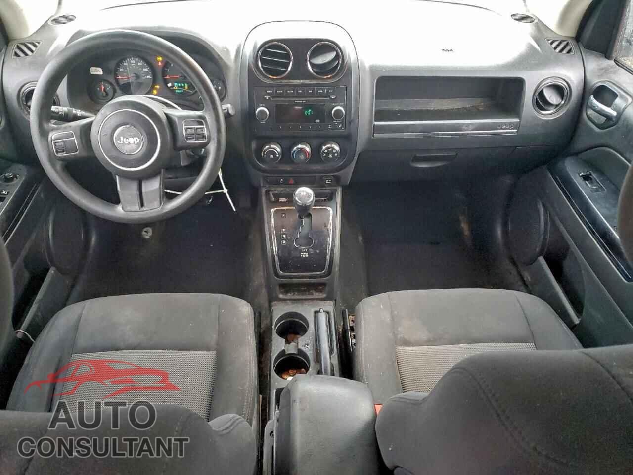 JEEP COMPASS 2011 - 1J4NF1FB1BD270492