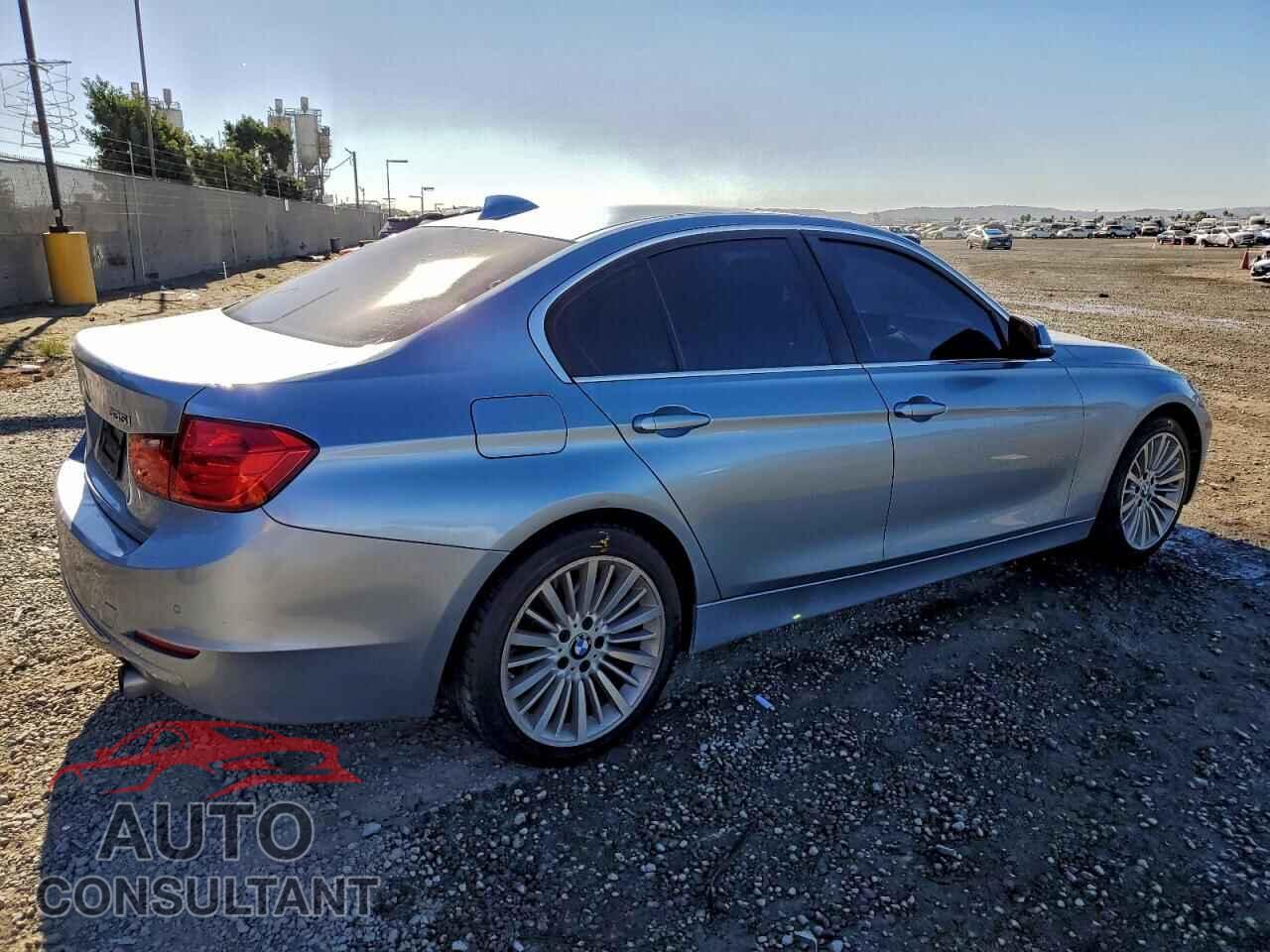 BMW 3 SERIES 2012 - WBA3A9C59CF270929
