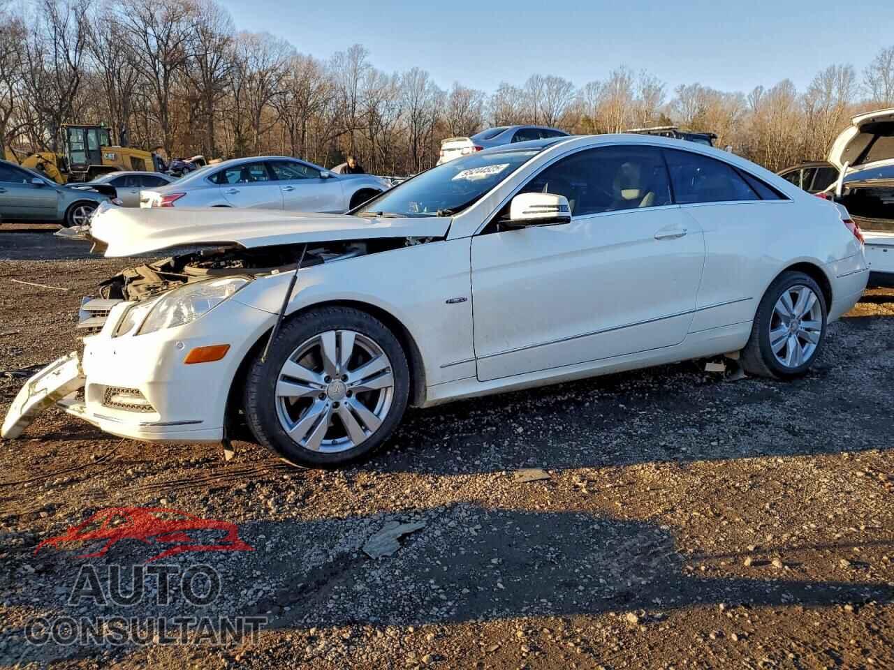 MERCEDES-BENZ E-CLASS 2012 - WDDKJ5KB5CF146919