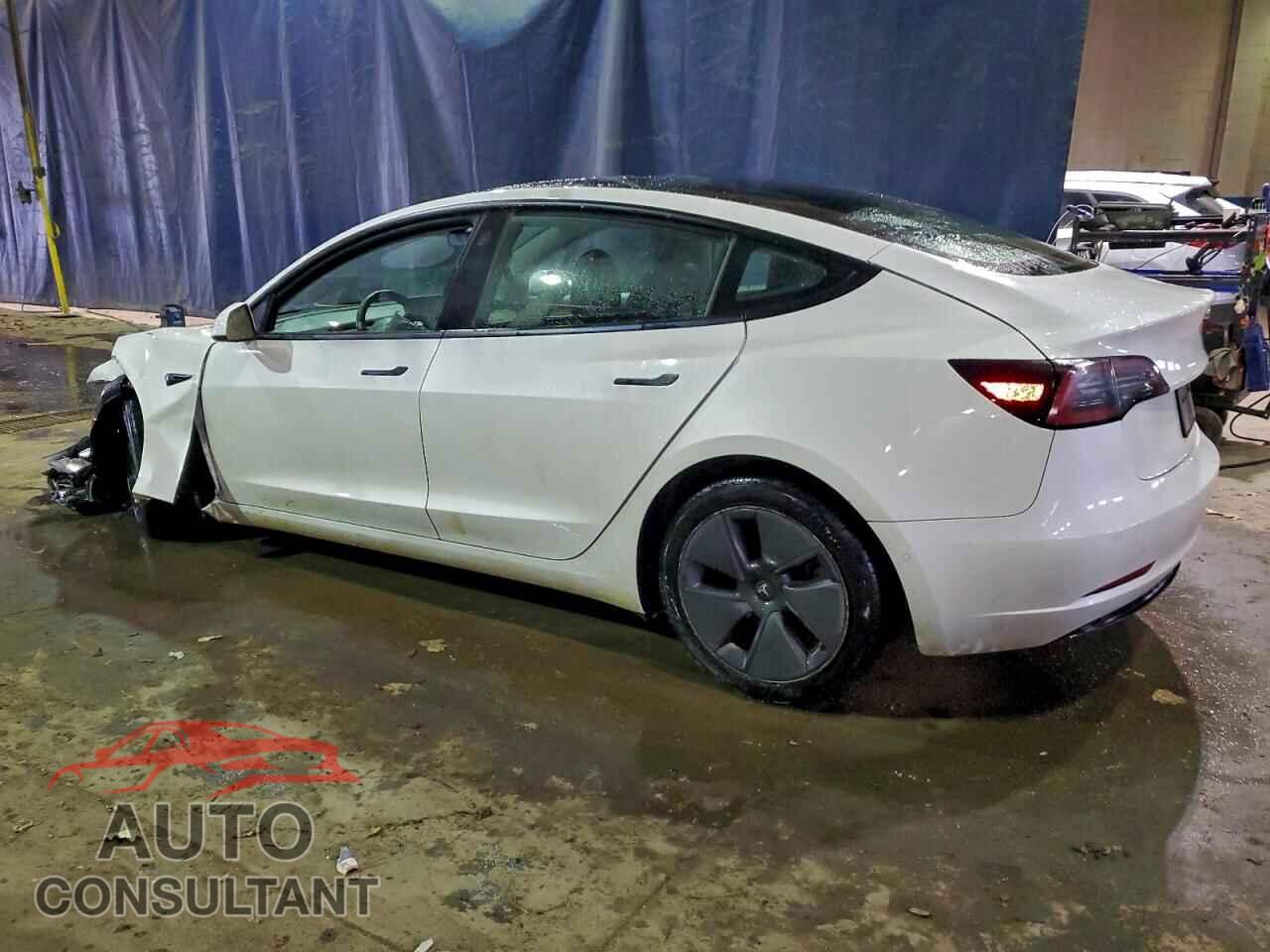 TESLA MODEL 3 2022 - 5YJ3E1EA0NF372551